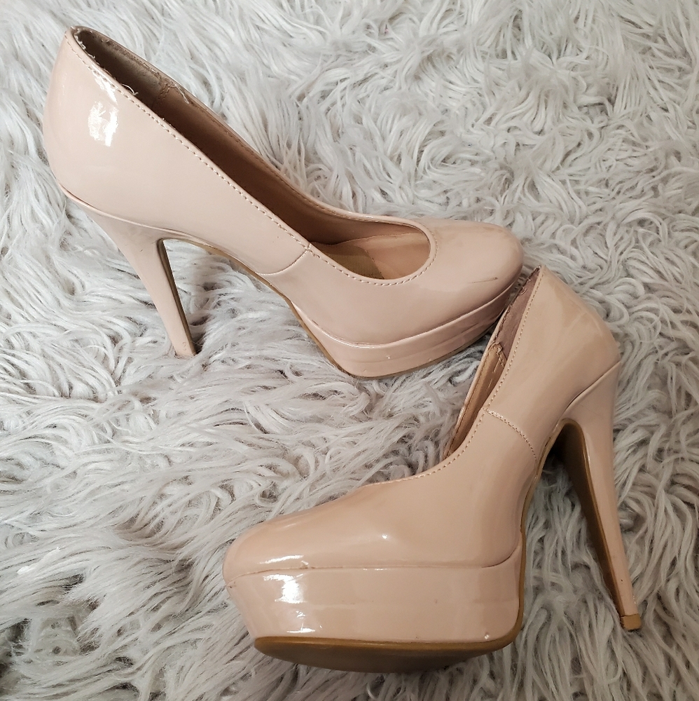 Nude shoes